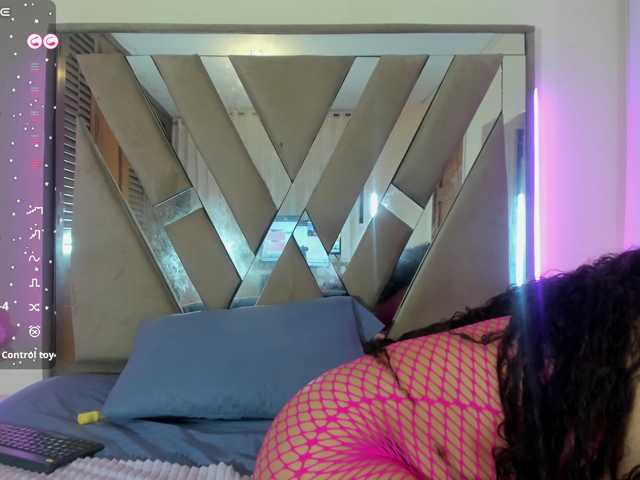 ashly-ruiz live cam on BongaCams