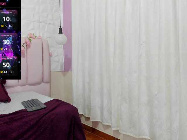 ashly-ruiz live webcam show