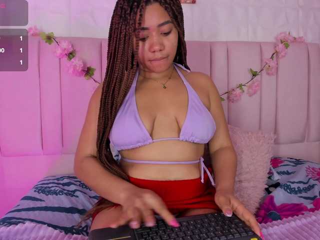ashly-ruiz live cam on BongaCams