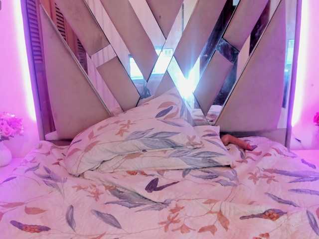 ashly-ruiz live cam on BongaCams