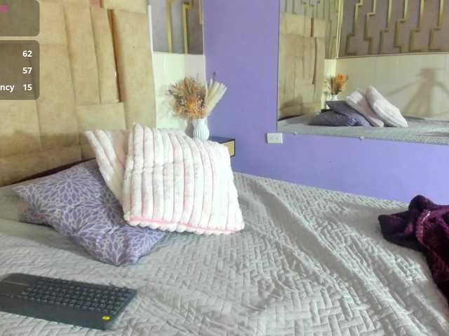 ashly-ruiz live cam on BongaCams