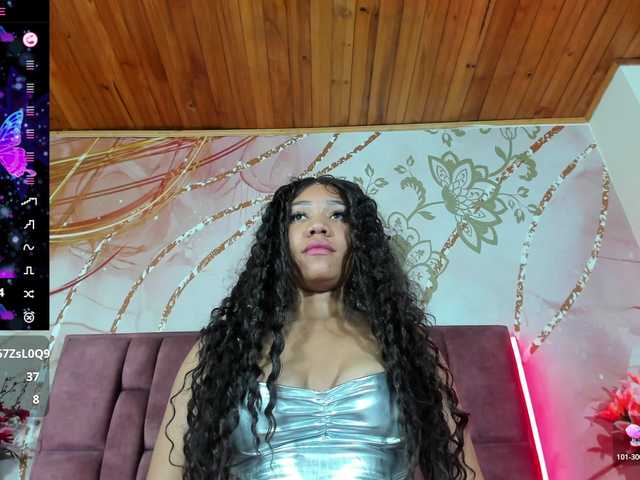 ashly-ruiz live cam on BongaCams