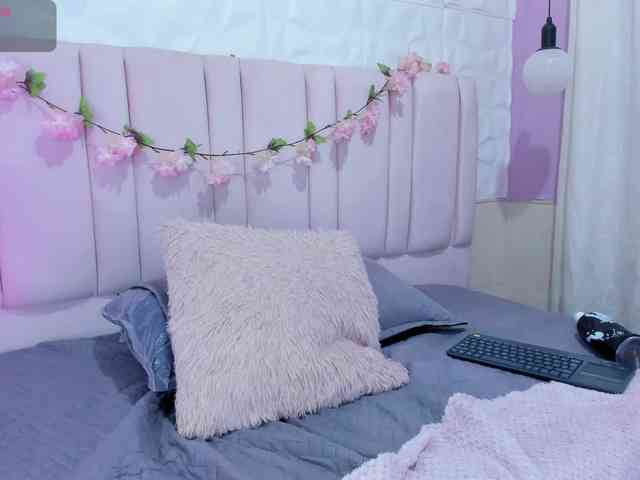 ashly-ruiz webcam