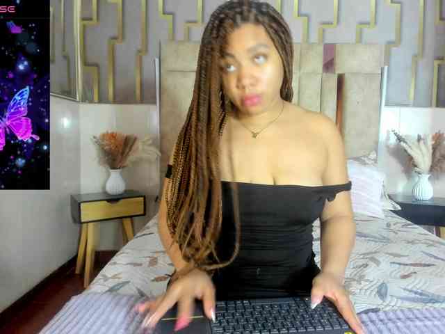 ashly-ruiz webcam