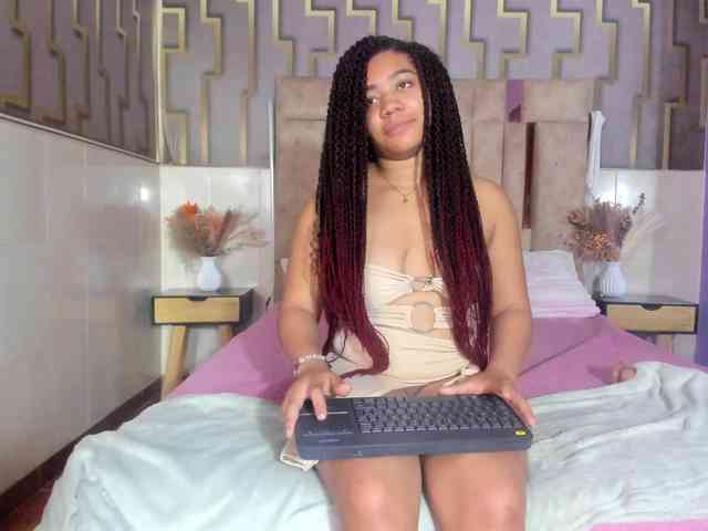 ashly-ruiz webcam