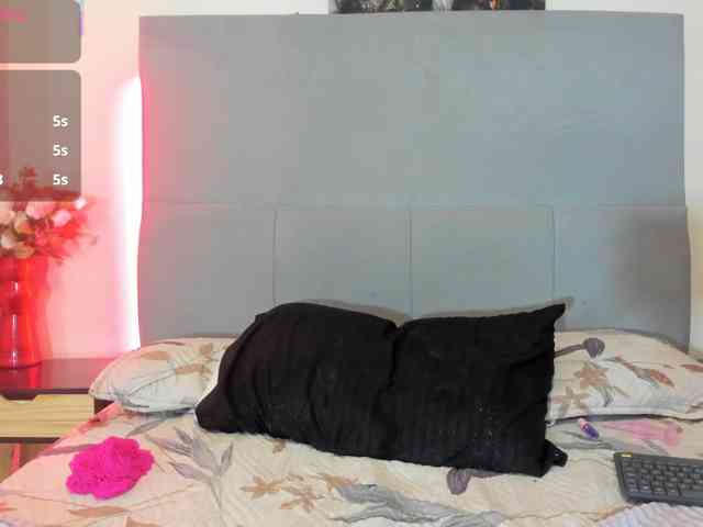 ashly-ruiz webcam
