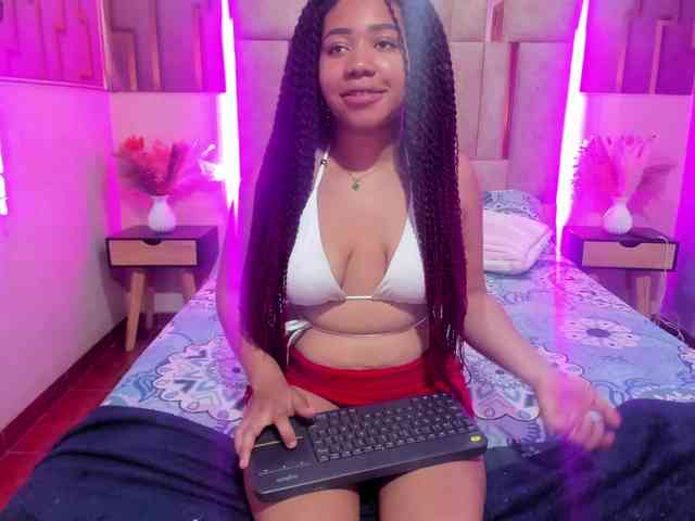 ashly-ruiz webcam
