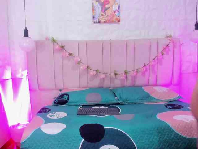 ashly-ruiz webcam