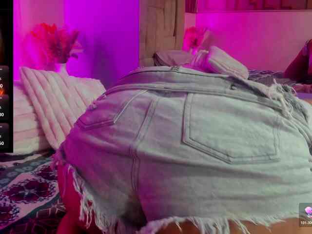 ashly-ruiz webcam