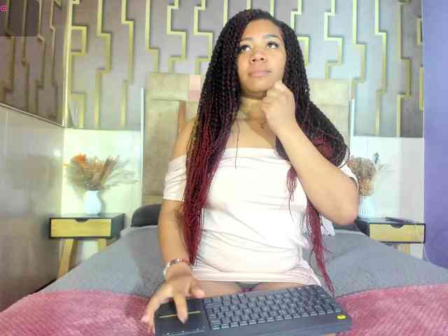 ashly-ruiz webcam