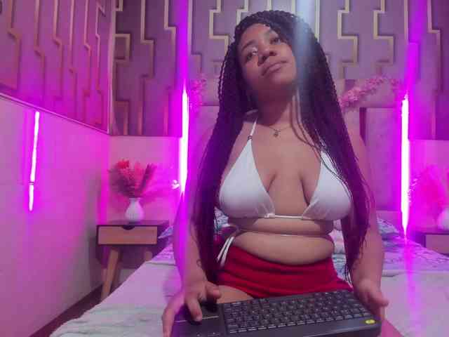 ashly-ruiz webcam