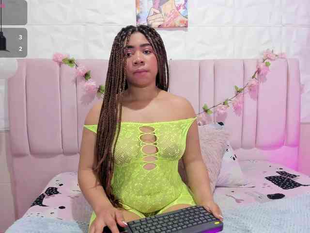 ashly-ruiz's live room
