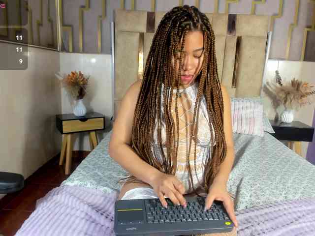 ashly-ruiz webcam