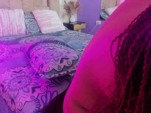 ashly-ruiz webcam