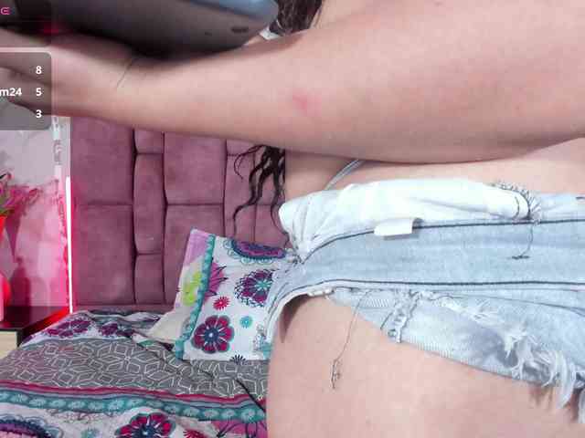 ashly-ruiz webcam
