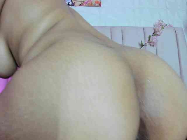 ashly-ruiz webcam