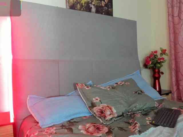 ashly-ruiz's webcam live show