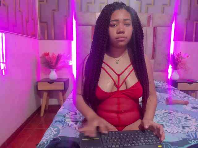 ashly-ruiz webcam
