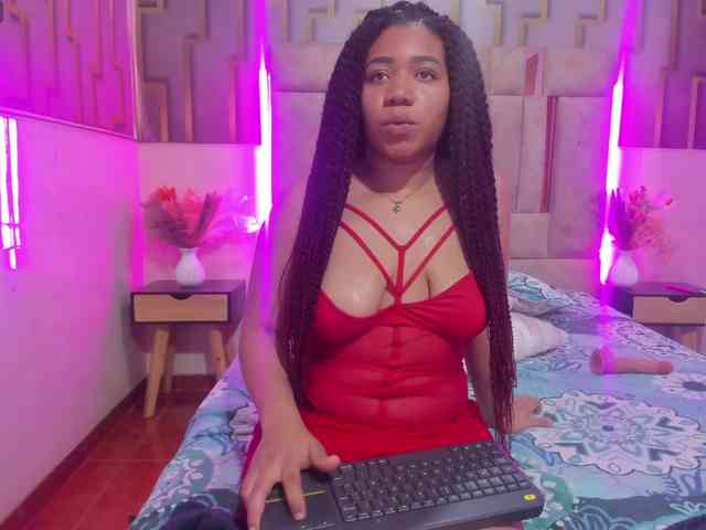 ashly-ruiz webcam