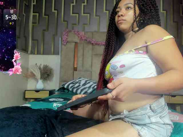 ashly-ruiz webcam