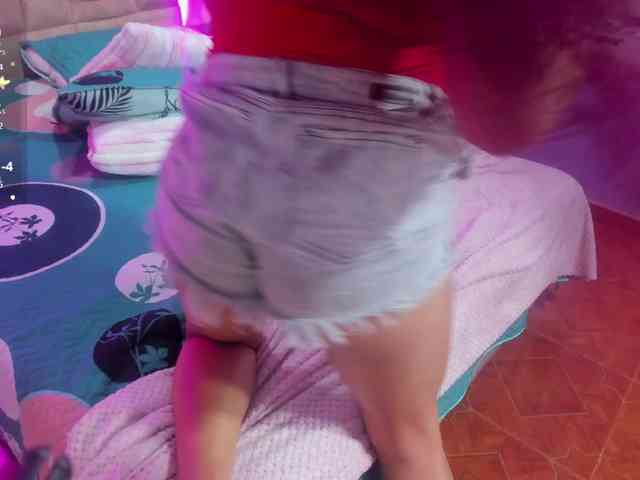 ashly-ruiz webcam