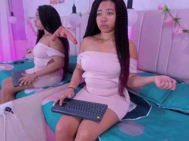 ashly-ruiz webcam