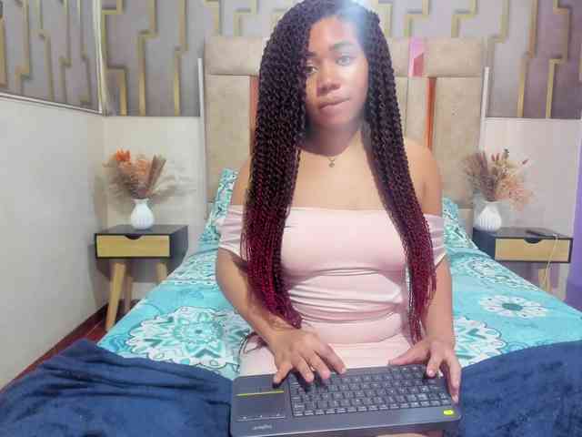 ashly-ruiz webcam