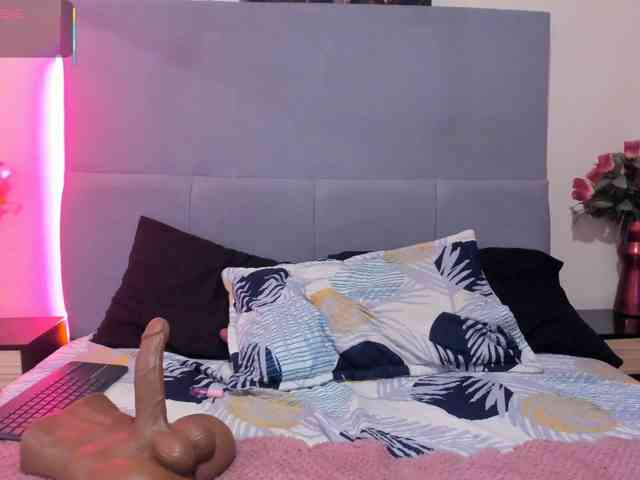 ashly-ruiz webcam