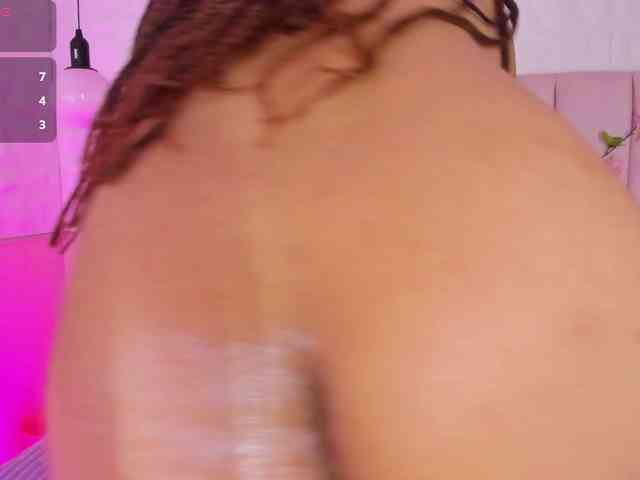 ashly-ruiz webcam