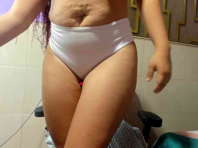 ashly-ruiz webcam