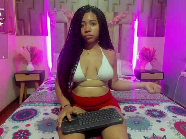 ashly-ruiz webcam