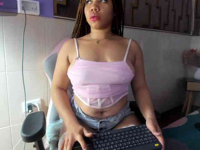 ashly-ruiz webcam