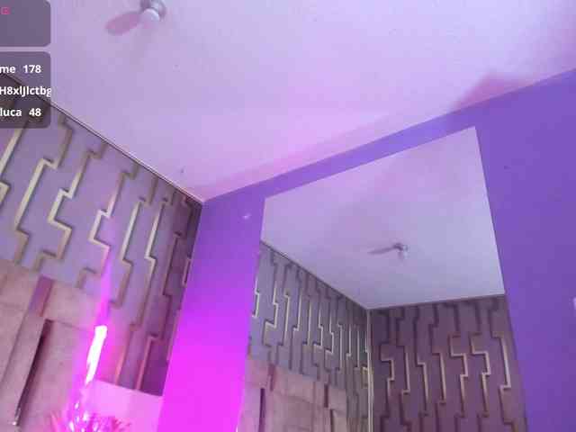 ashly-ruiz webcam