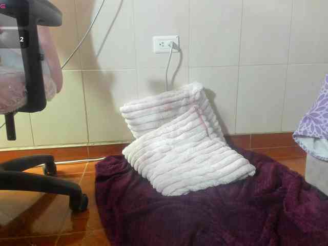 ashly-ruiz webcam