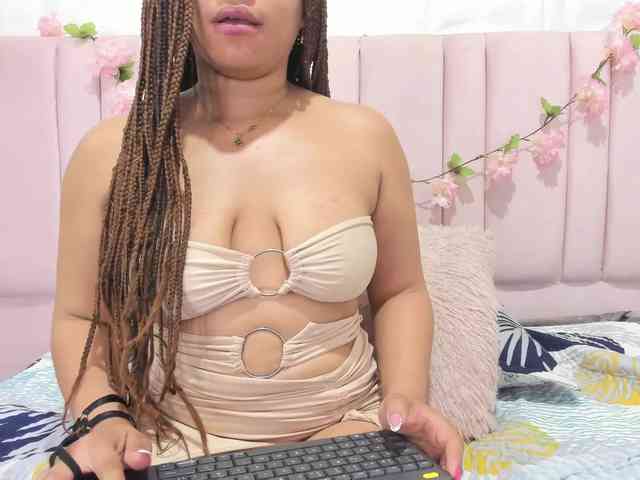 ashly-ruiz webcam