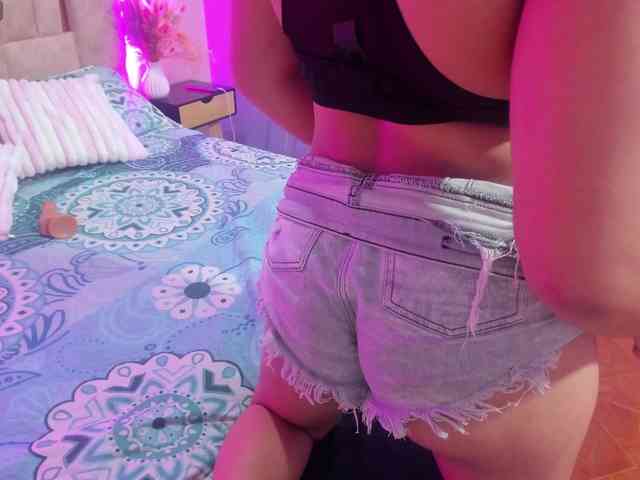 ashly-ruiz webcam