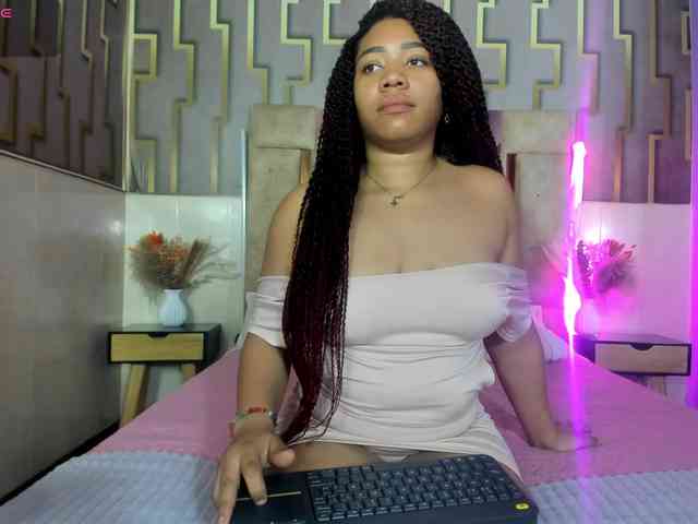 ashly-ruiz webcam