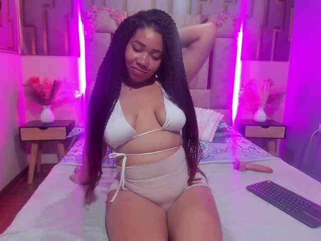 ashly-ruiz webcam