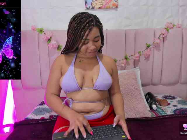 ashly-ruiz webcam