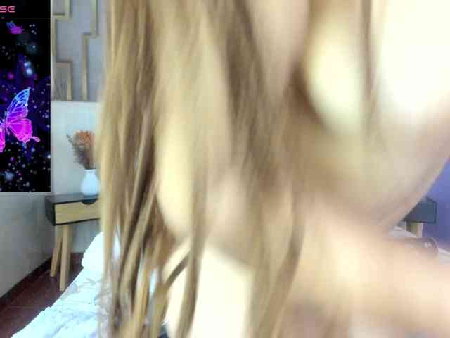 ashly-ruiz webcam