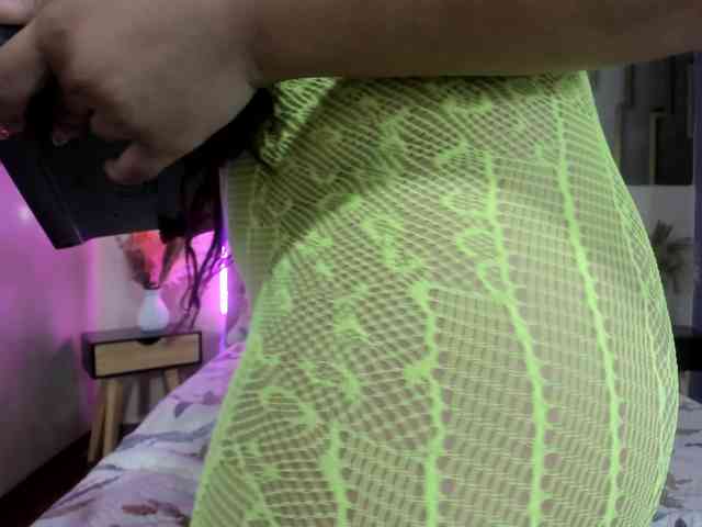 ashly-ruiz webcam