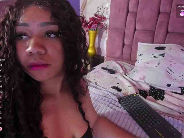 ashly-ruiz webcam