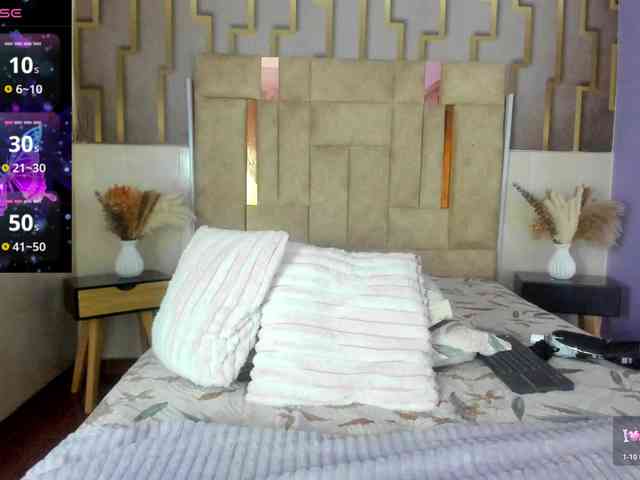 ashly-ruiz webcam