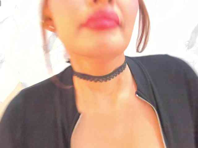 Charlize-Aniston webcam