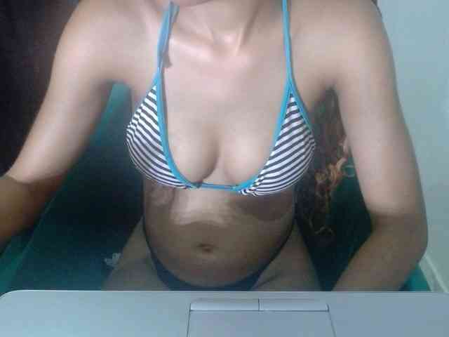 Pussyxwetx webcam