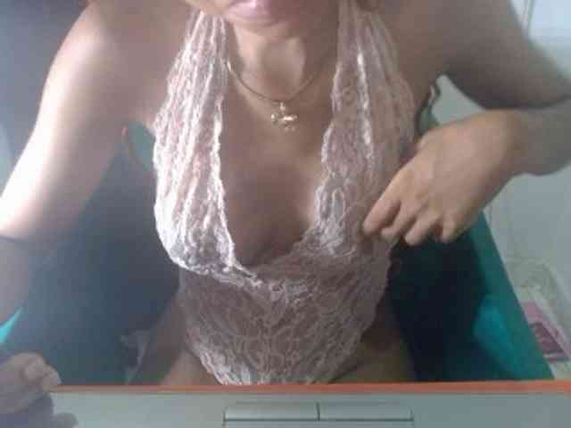Pussyxwetx webcam