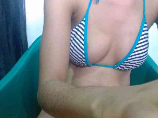 Pussyxwetx webcam