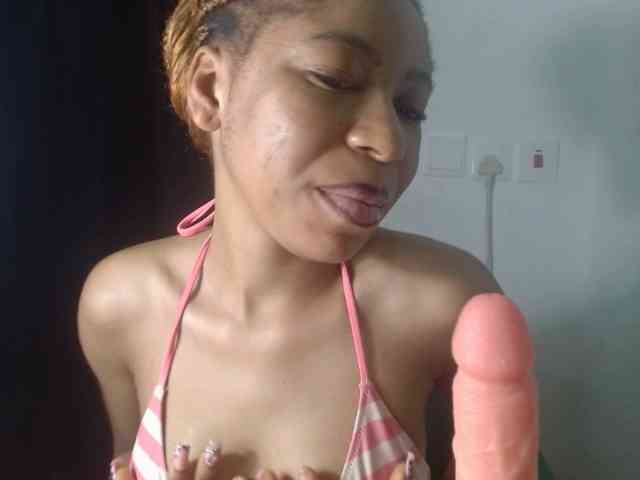 Pussyxwetx webcam