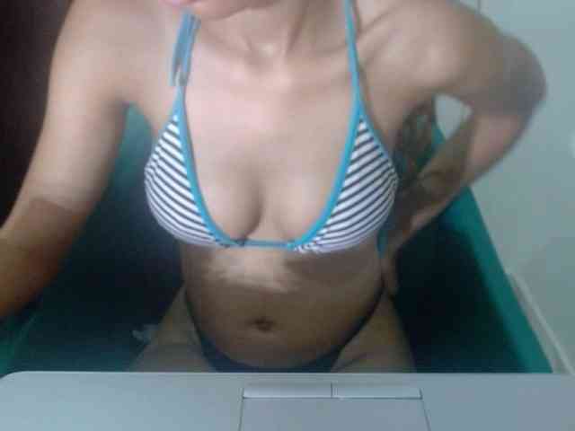 Pussyxwetx webcam