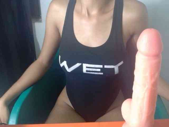 Pussyxwetx webcam